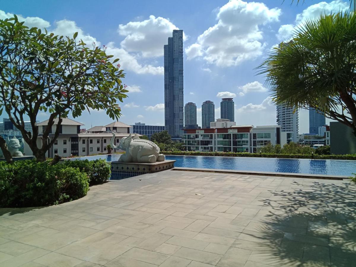 Baan Sathorn Riverfront Bangkok Exterior foto