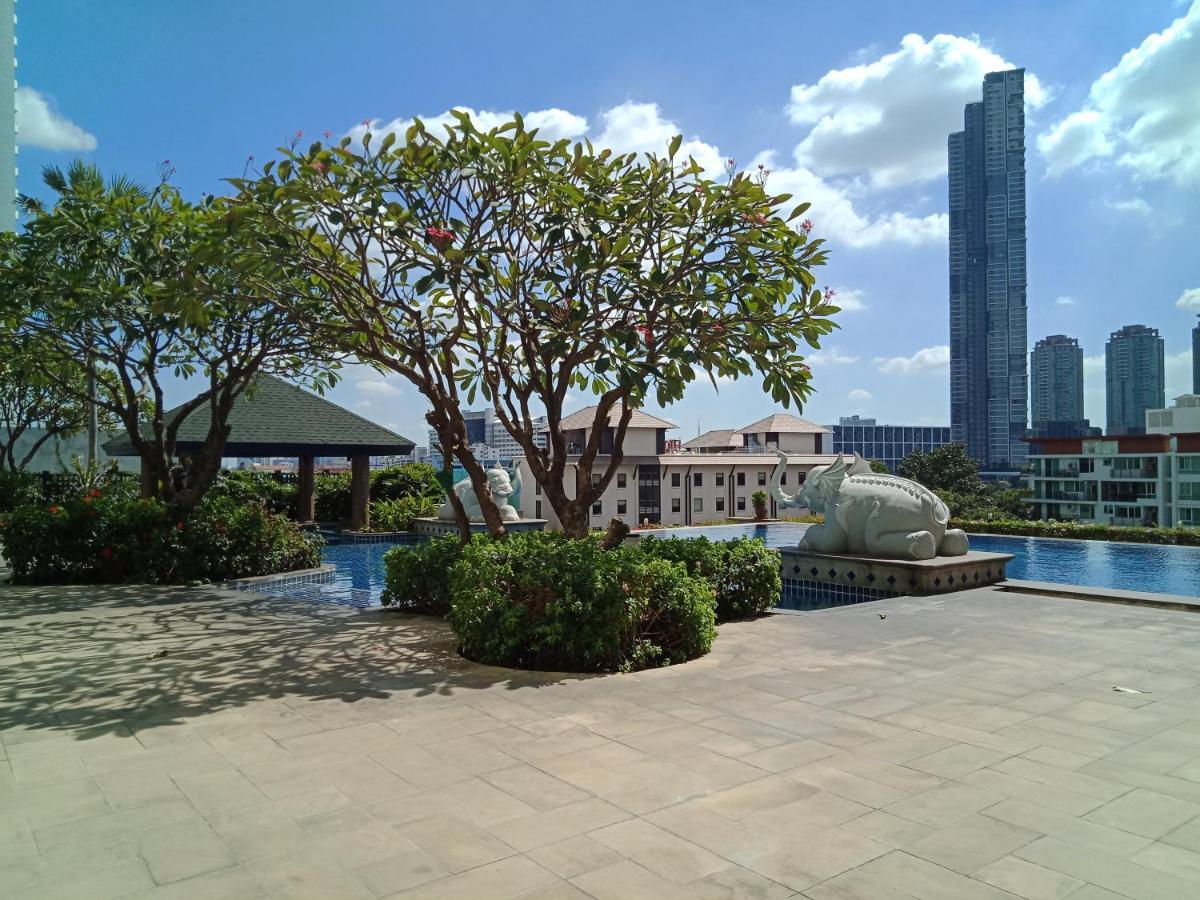 Baan Sathorn Riverfront Bangkok Exterior foto